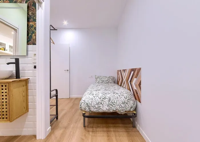 Roomscapital Lägenhet