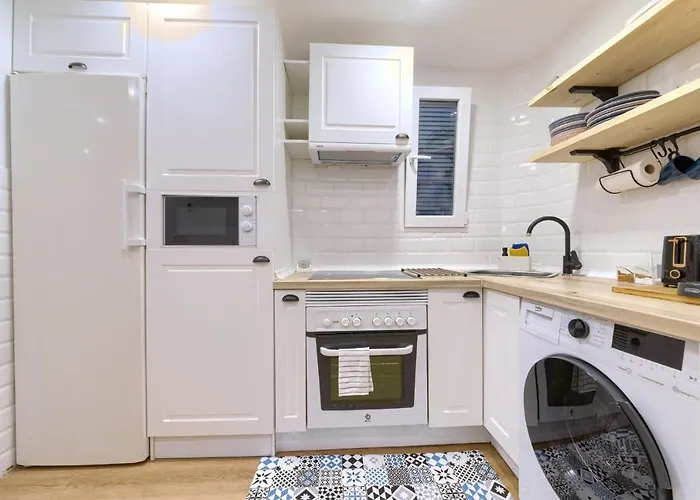 Roomscapital Lägenhet